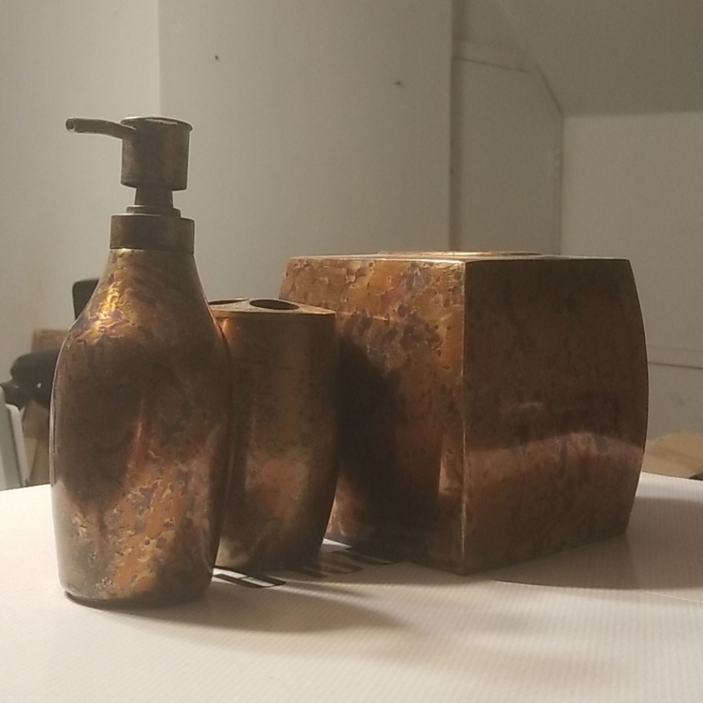 Copper bathroom set